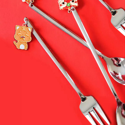 Tenedores Plateados Festival Oriental x6unidades