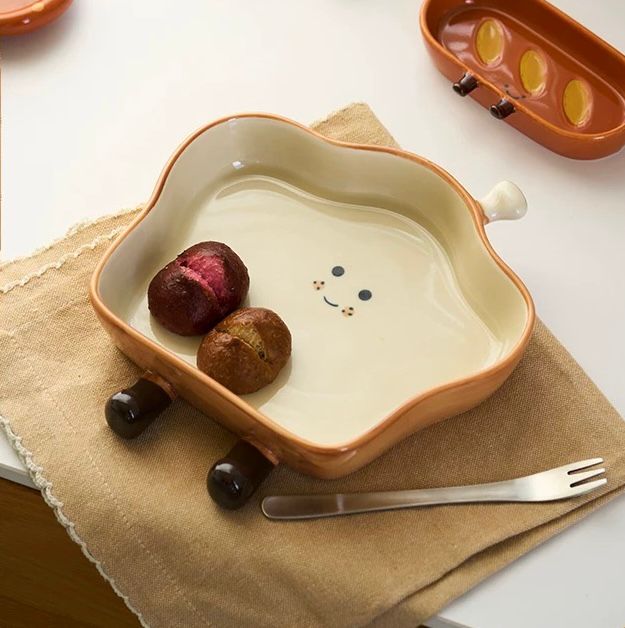 Plato de Cerámica Diseño Toast - 18.5*17.4*3.6 cm