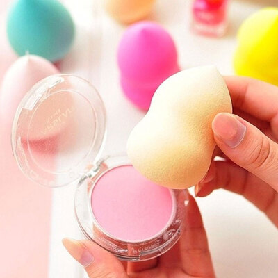 Beauty Blender Ergonómica Amarilla con Soporte - 1u