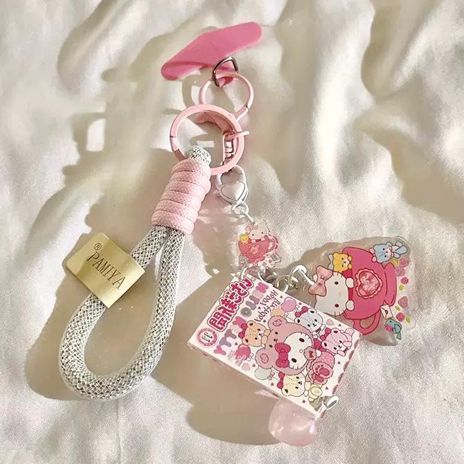 Correa con Adaptador para Celular Hello Kitty 3