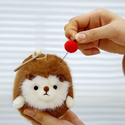 Colgante de Peluche Puercoespin Manzana