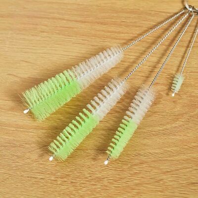 Set de 4 Cepillos de Limpieza 