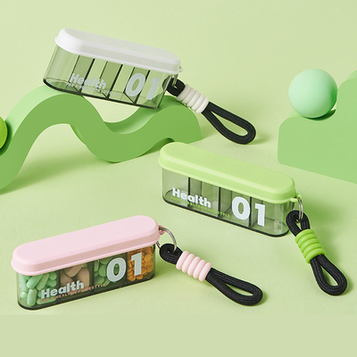 Pastillero con 4 Divisiones