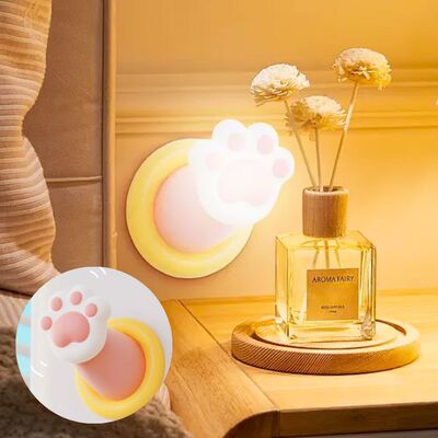 Lámpara Nocturna de Base Imantado con Carga USB Diseño Gatito Paw