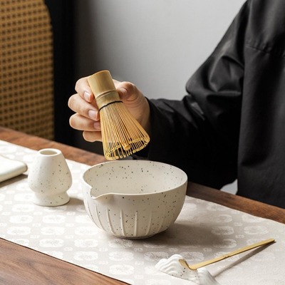 Set x 4 piezas de Té Matcha con Chawan Blanco