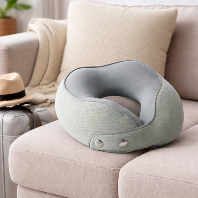 Almohada de Viaje Con Antifaz & Tapones + Bolsa Verde