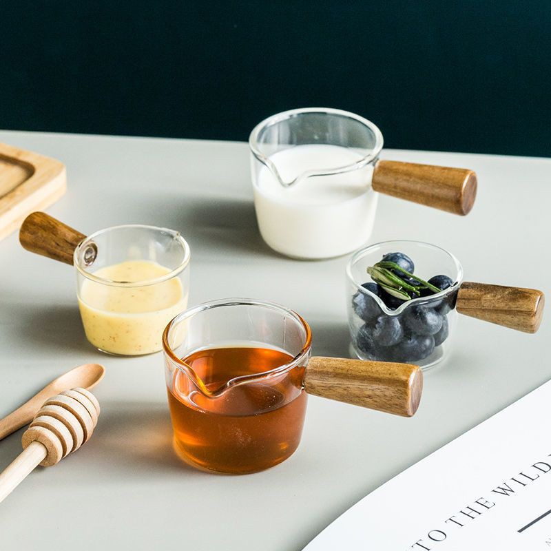 Salsera de Vidrio con Mango de Madera 100ml