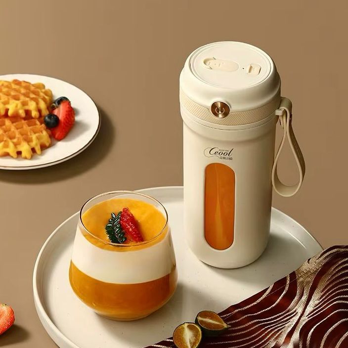 Vaso Mini Licuadora Portátil Recargable Usb Batidor 350ml 